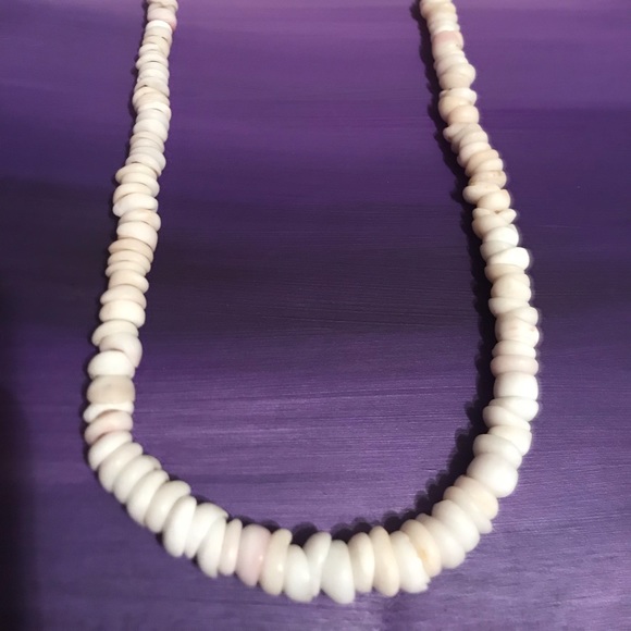 Genuine Puka Shell Necklace, Gorgeous Color - Picture 5 of 9